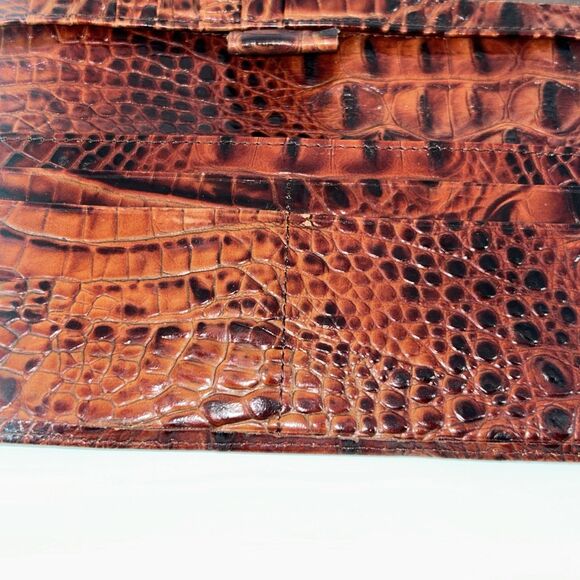 Brahmin Melbourne Wallet Embossed Brown Leather - Picture 13 of 16